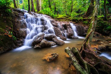 Şelale, Sra Nang Manora orman Park şelale