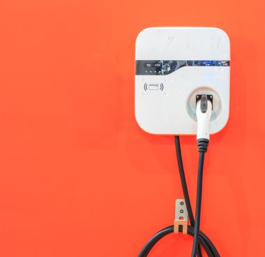 Elektrikli araba şarjı için güç kaynağı.