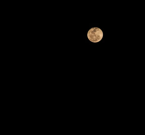 Luna en el cielo nocturno —  Fotos de Stock