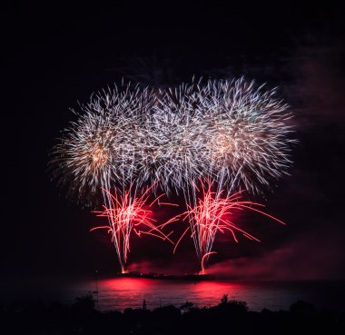 güzel renkli tatil havai fişek