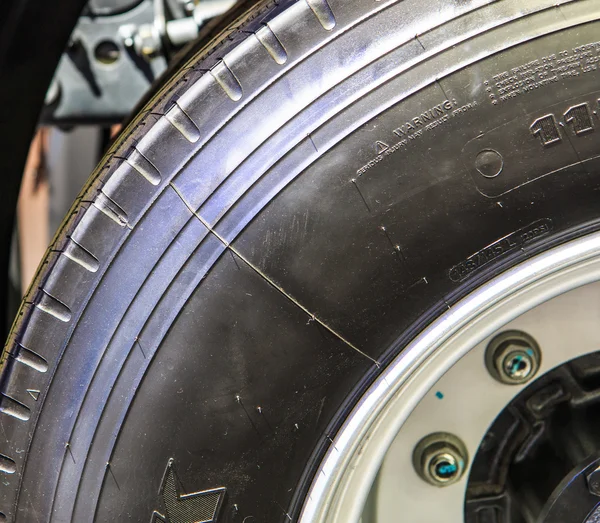 Wheels of  truck — Stock Photo, Image