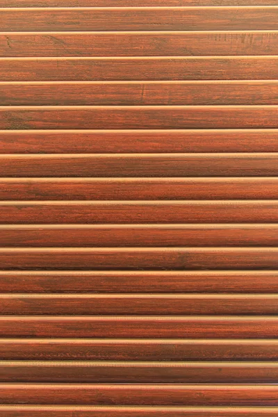 Деревянные дверные и оконные ставни — стоковое фото