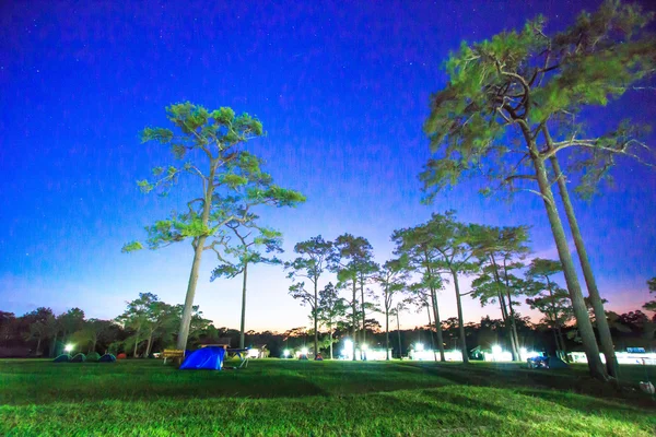 Céu com estrelas à noite — Fotografia de Stock