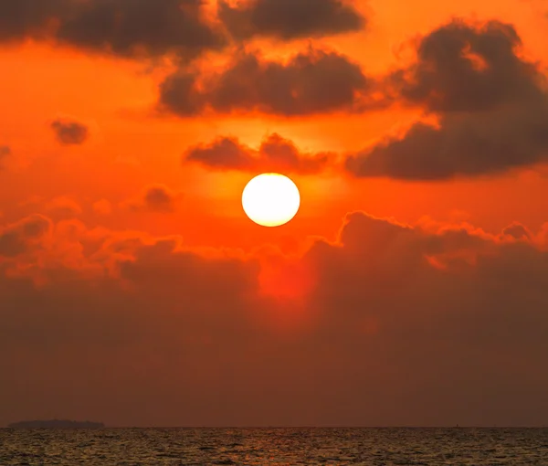 Sonnenuntergang am Meer — Stockfoto