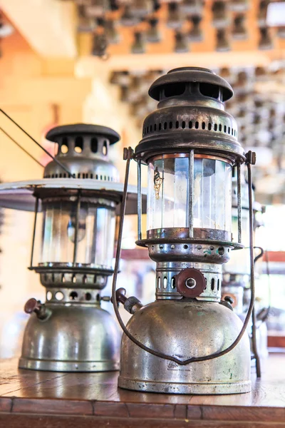 Lit hurricane lamps and lanterns — Stock Photo, Image