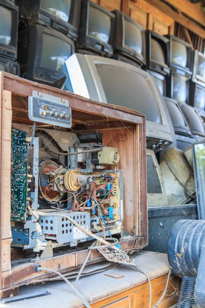 Antiguo taller de reparación de televisión — Foto de Stock