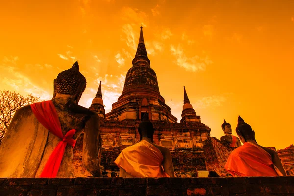 Old Buddha in old town — Stock Photo, Image