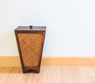 Depo bambu yapılır