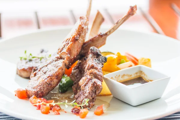 Lamb steak , lamb cutlets — Stock Photo, Image