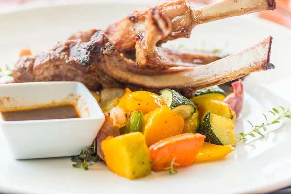 Lamb steak , lamb cutlets — Stock Photo, Image