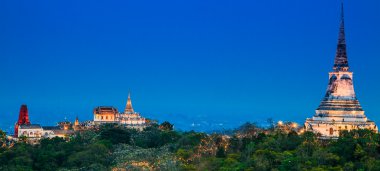 Alacakaranlık ışık akşam ışık Phra Nakhon Khiri Phetchaburi içinde