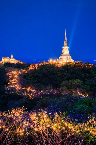 Twilight ljus kvällsljus i Phra Nakhon Khiri Phetchaburi — Stockfoto