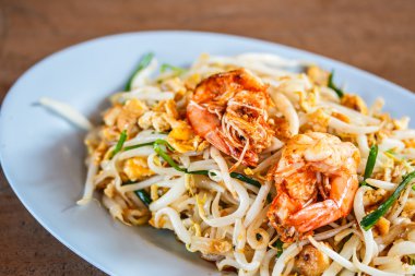 tavada kızartılmış Pirinç Noodle