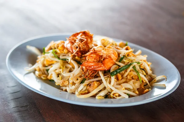 Stir-fried rice noodles — Stock Photo, Image