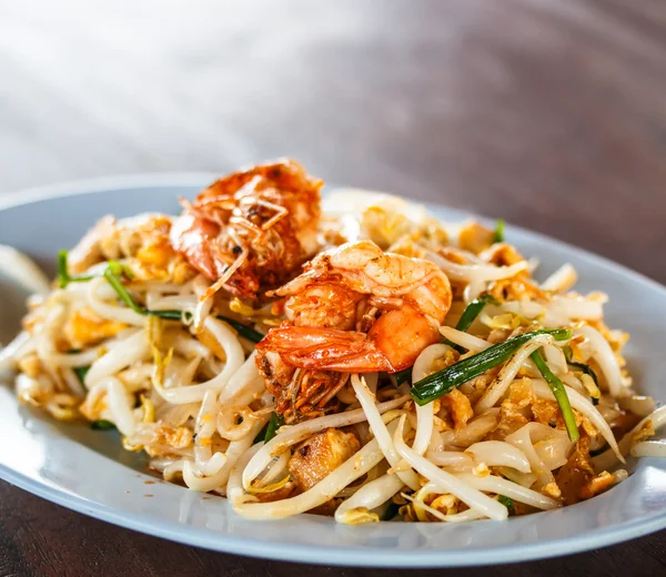 Fideos de arroz fritos — Foto de Stock