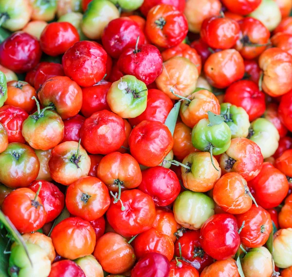 Fresh cherries — Stock Photo, Image