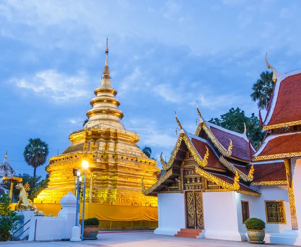 Tempio Wat Phra Sri Chomtong — Foto Stock