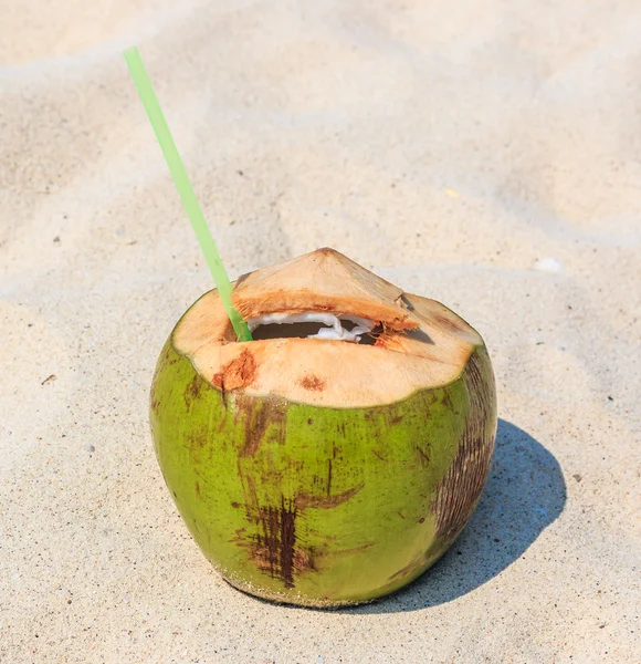 Coconut water drink — Stock Photo, Image