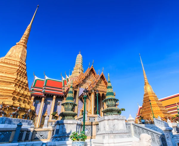 Templo de Buda Esmeralda en Bangkok —  Fotos de Stock