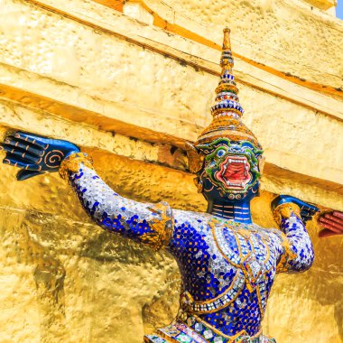 Wat Phra Kaeo savaşçı heykeli