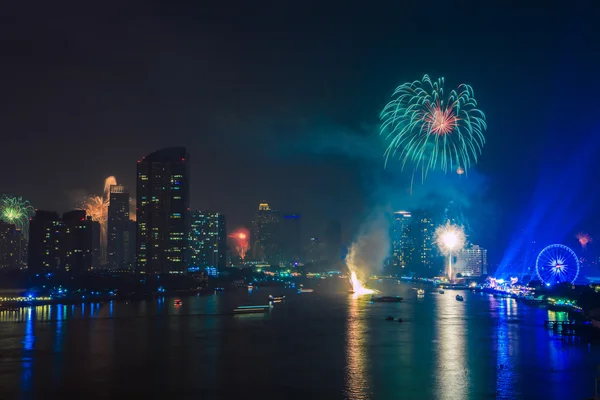 Happy New Year in Bangkok — Stock Photo, Image