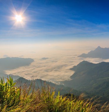 Phu Chi Fa güneş doğarken