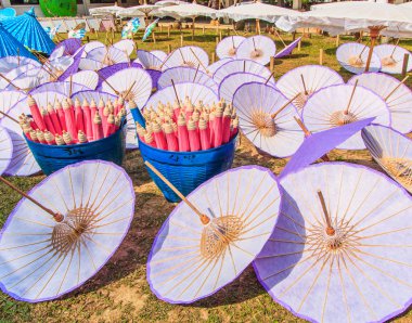 Kağıt şemsiyeler Tayland