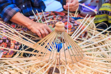 El yapımı şemsiye çerçeveler