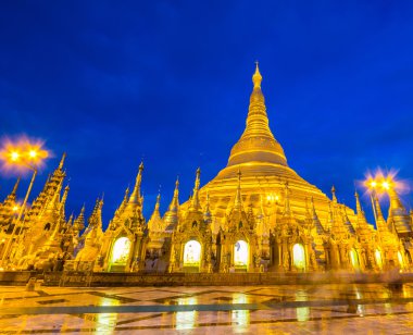 shwedagon pagoda yangon yapılan