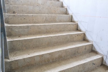 İçinde İnşaat Sanayi