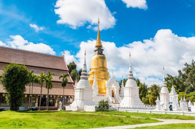 WAT Suan Dok Golden pagoda