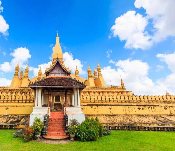 Wat Thap Luang em Vientiane — Fotografia de Stock