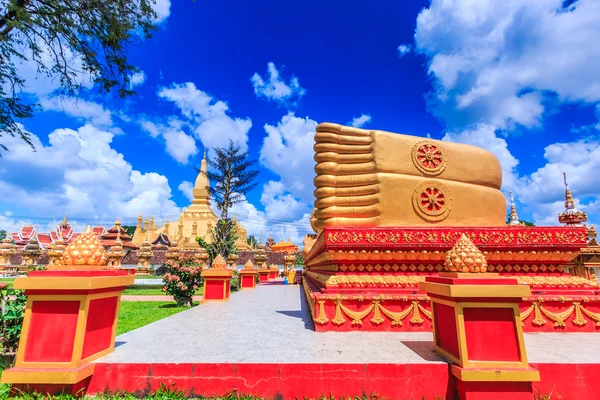 Dormir templo buddha en Vientiane — Foto de Stock