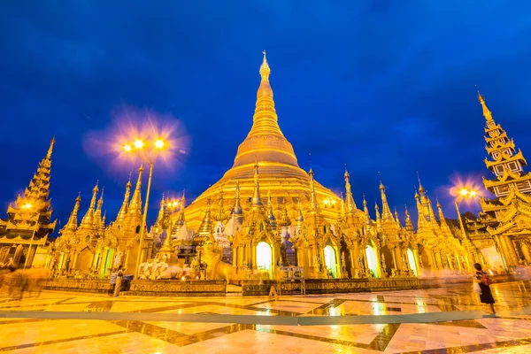 Shwedagon pagoda in Yangón —  Fotos de Stock