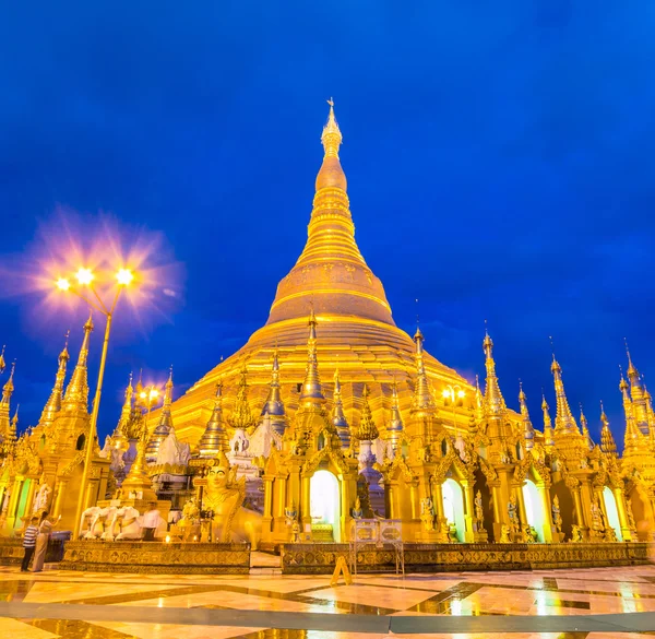 Shwedagon pagoda yangonban — Stock Fotó