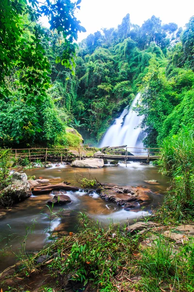 Cascata Pha Dok Xu — Foto Stock