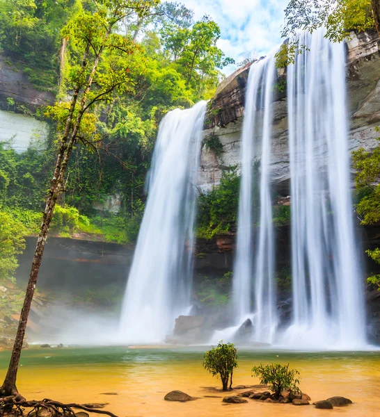 Huai Luang Waterfall  in Thailand — Stock Photo, Image