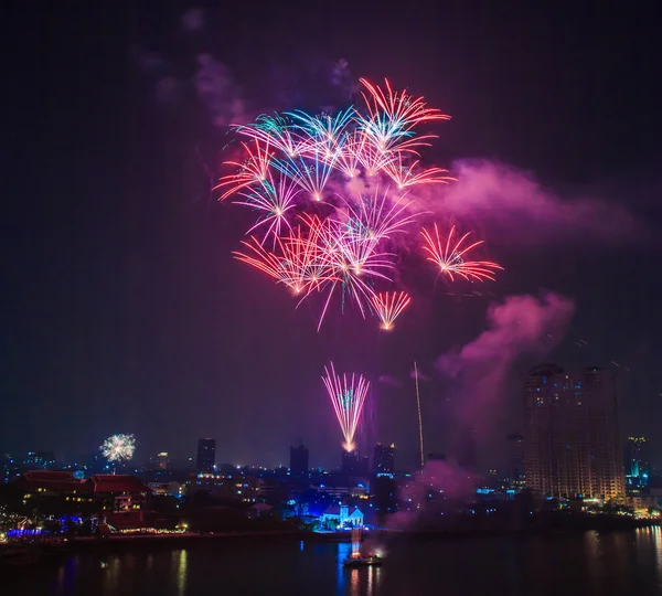 Güzel fireworks uygulamasında kutlama — Stok fotoğraf