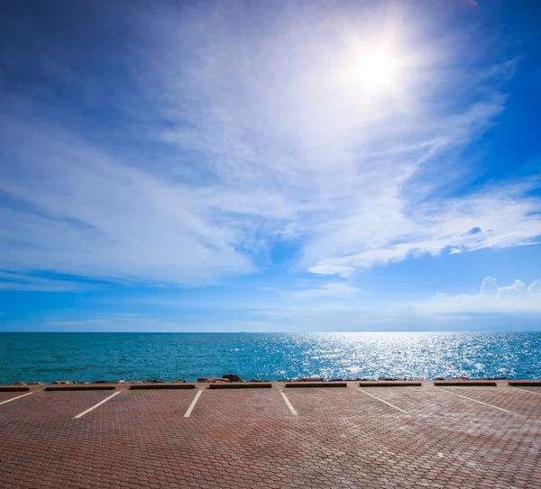 Parkplatz am Meer — Stockfoto