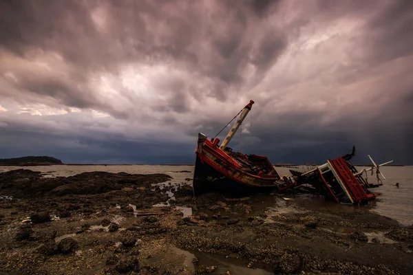 Vissersboot uit Thailand — Stockfoto