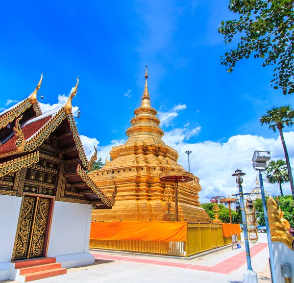 Wat phra sri chomtong in Thailand — Stockfoto