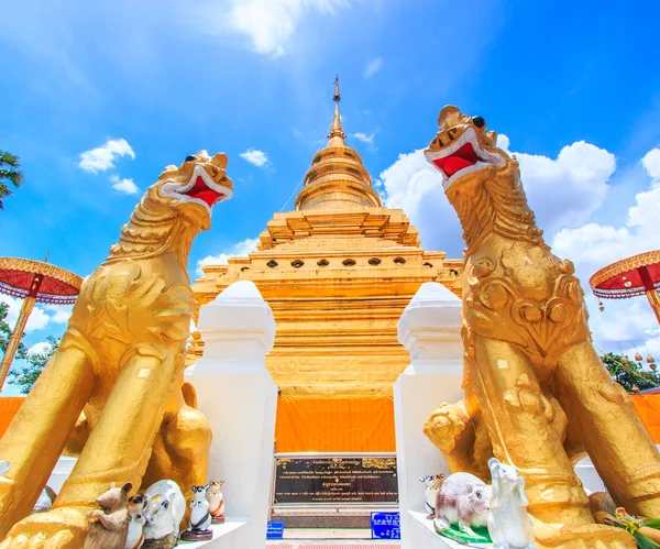 Wat Phra Šrí Chomtong v Thajsku — Stock fotografie