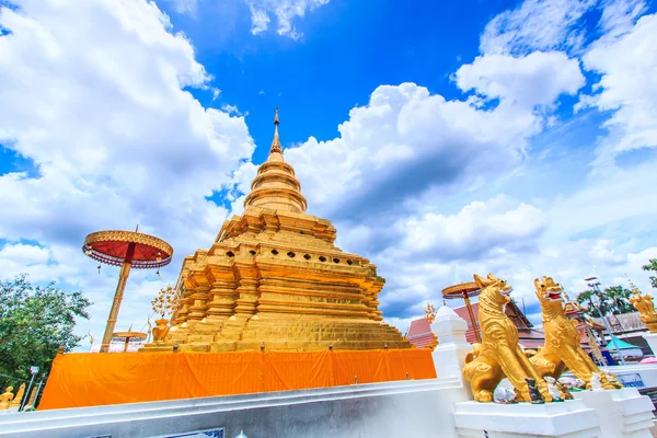 Wat Phra Šrí Chomtong v Thajsku — Stock fotografie