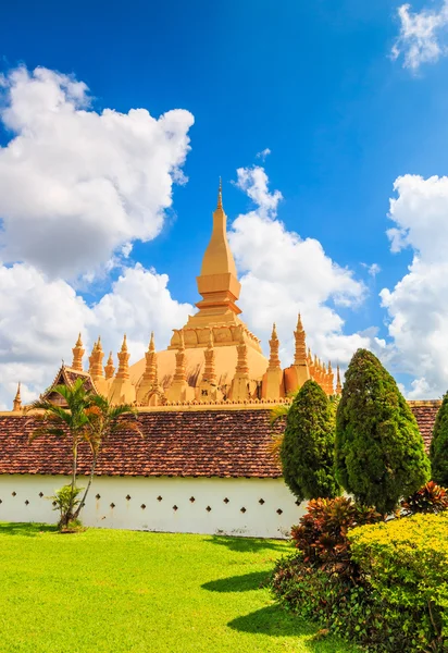 Ват Тхап Луанг во Вьентьяне — стоковое фото