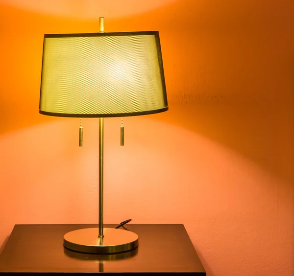 Bed lamp op kamer — Stockfoto