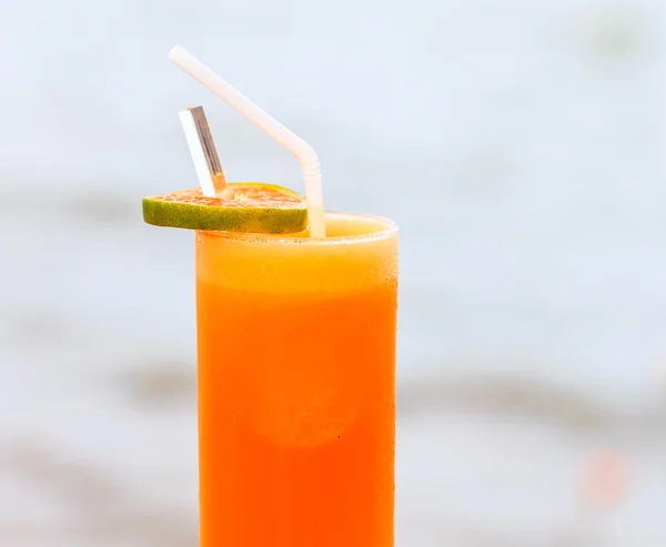 Zumo de naranja en vaso — Foto de Stock