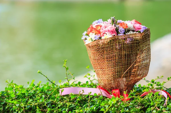 Güzel bir buket çiçek — Stok fotoğraf