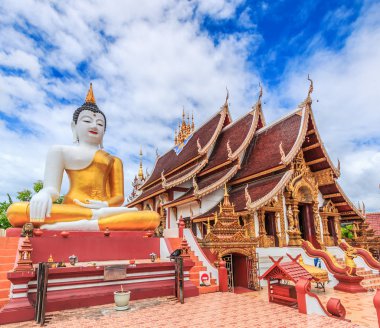 Buda wat rajamontean Tapınak