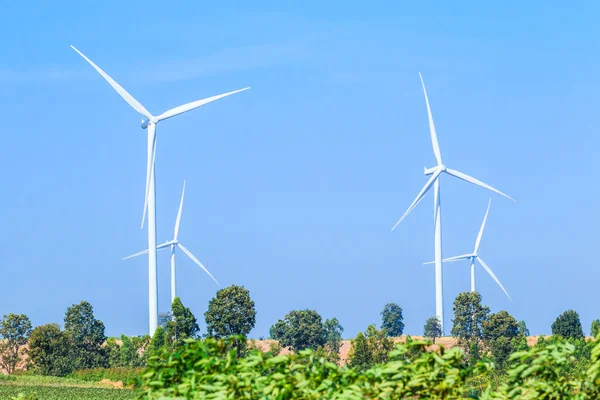 Wind turbines and sky — Stock Photo, Image