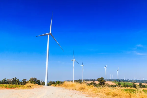 Wind turbines and sky — Stock Photo, Image